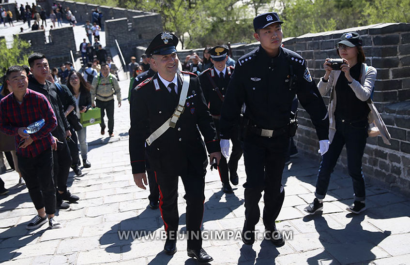 Italy Police patrol in Great Wall 2017